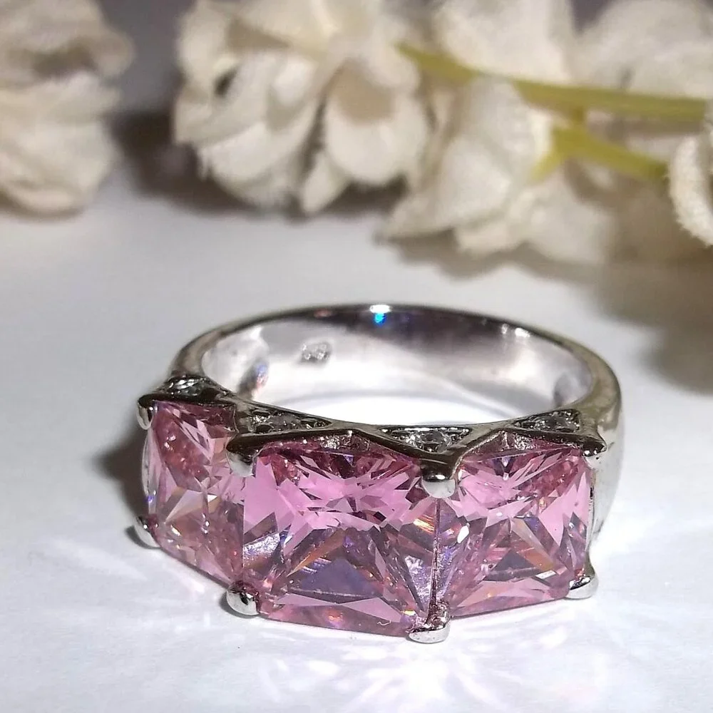 US Size 8 Ring 925 Silver with Pink Faux Topaz Rhinestones Woman Girl Gift D067